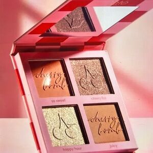 Ciaté London Cherry Bomb Blush & Highlighter Palette - Pink & Red